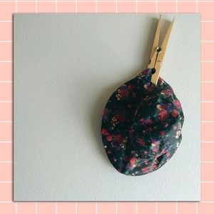Cute 1990s Vintage Floral Rain Hat 